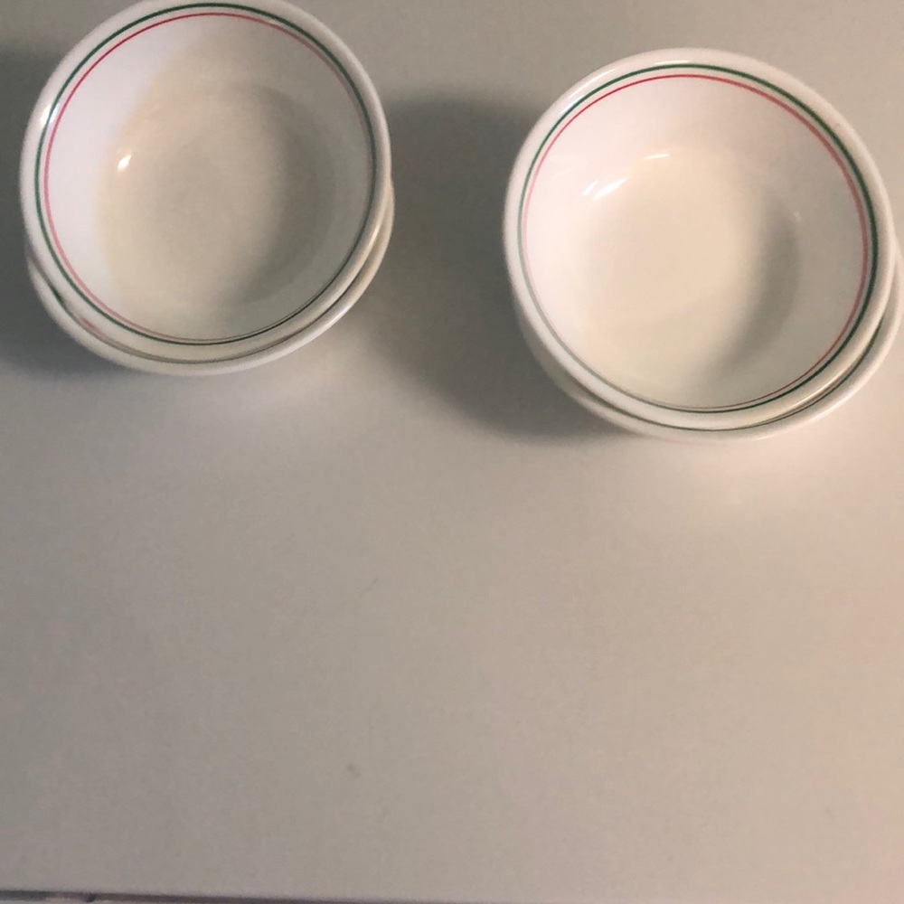 NWOT  (4) Corelle Bowls by Corning